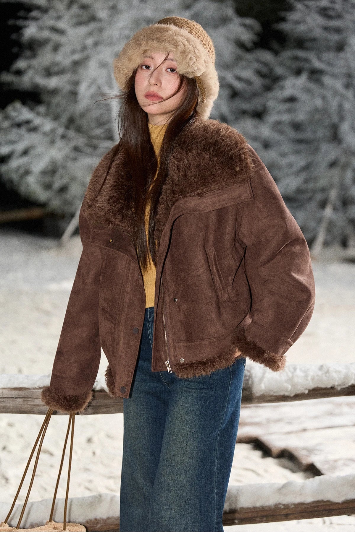 MISHOW Women's Blue Jacket 2025 Winter Blue Plush Turn-down Collar Zip-up Coat Fashion Casual Warm Loose Coat Woman  MXE87W0917