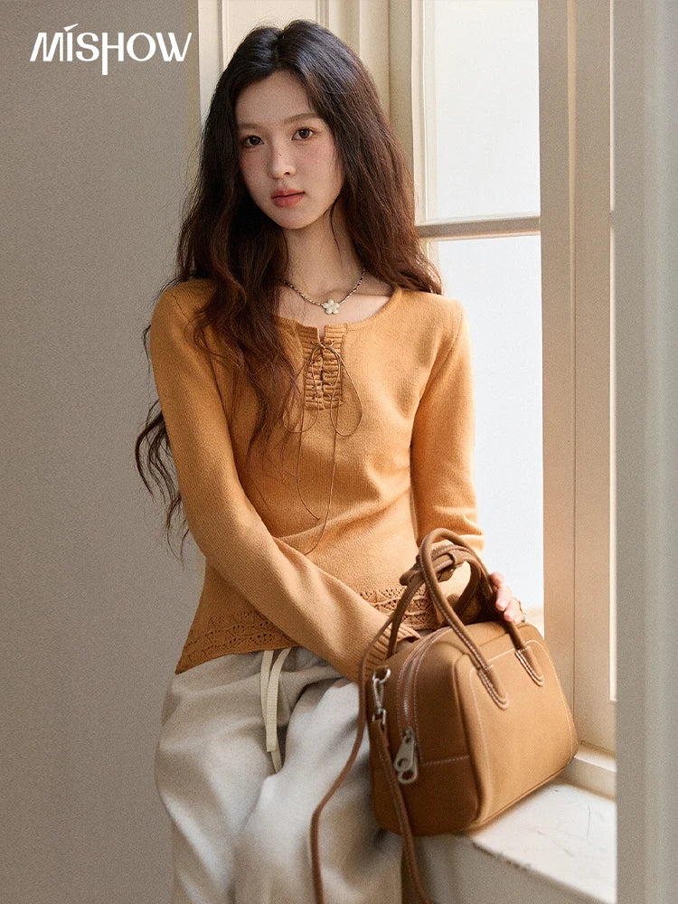 MISHOW Woman Beige Knit Top 2025 Winter Contrast Color French Style Hem Hollow Crochet Sweater Slim Long Sleeves Top MXE89Z2634