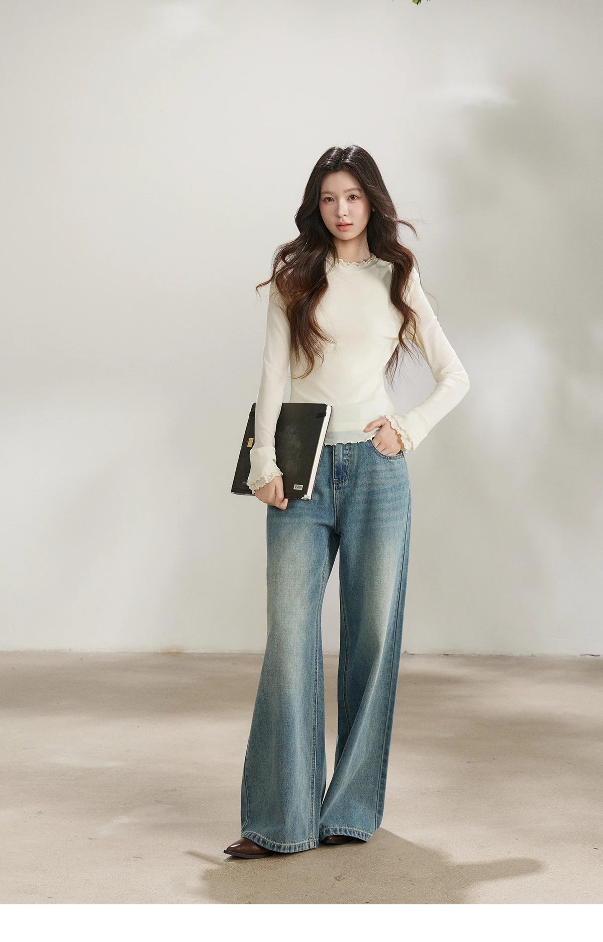 MISHOW Women's Vintage Blue Wide Leg Jeans Spring High Waist Cotton Pants Two-button Loose Casual Denim Trousers MXF108K1005