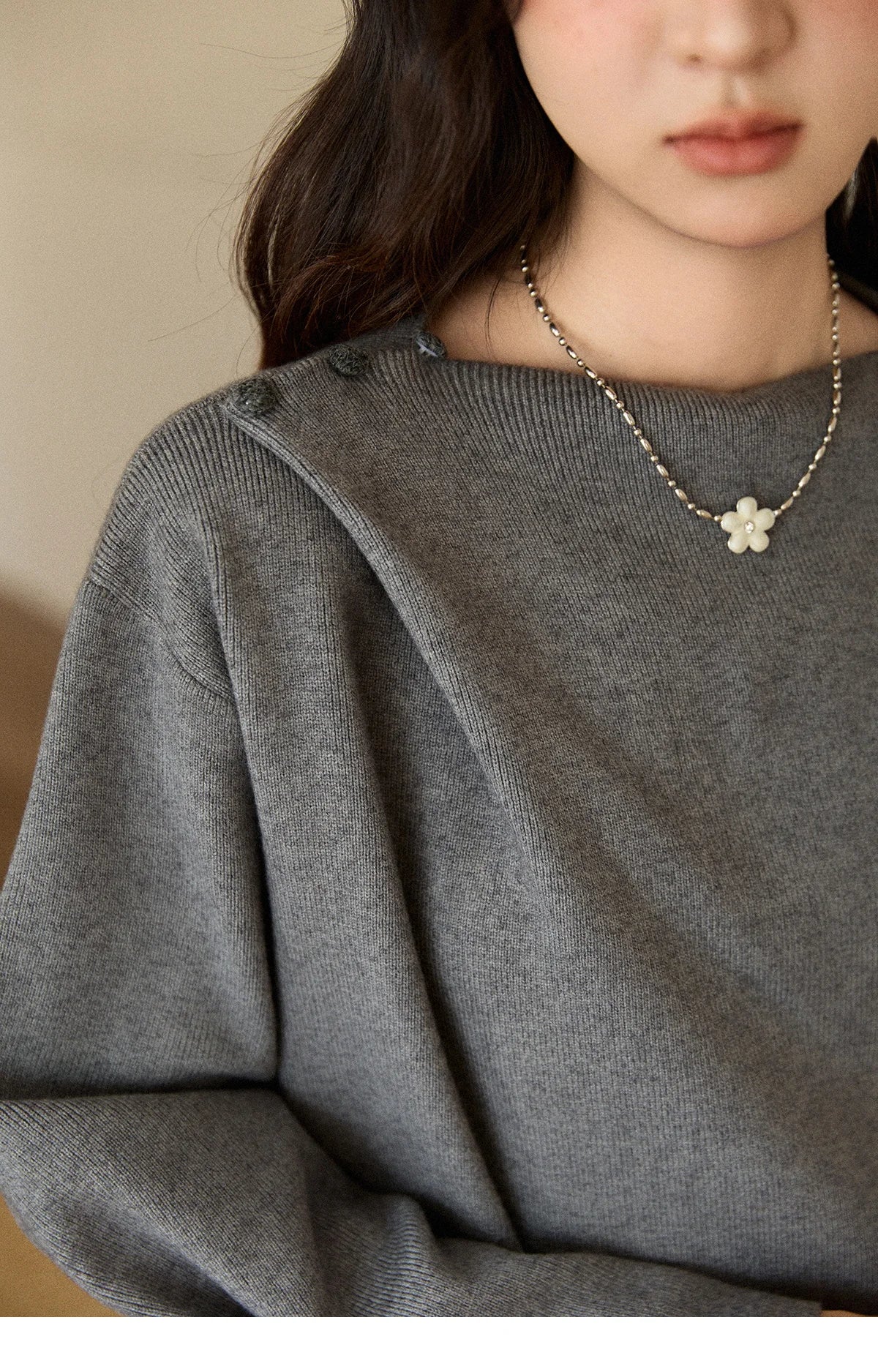 MISHOW Woman Gray Top 2025 Autumn French-style Diagonal Placket Knit Sweater Casual High-end Loose Pullover Woman MXE86Z2744