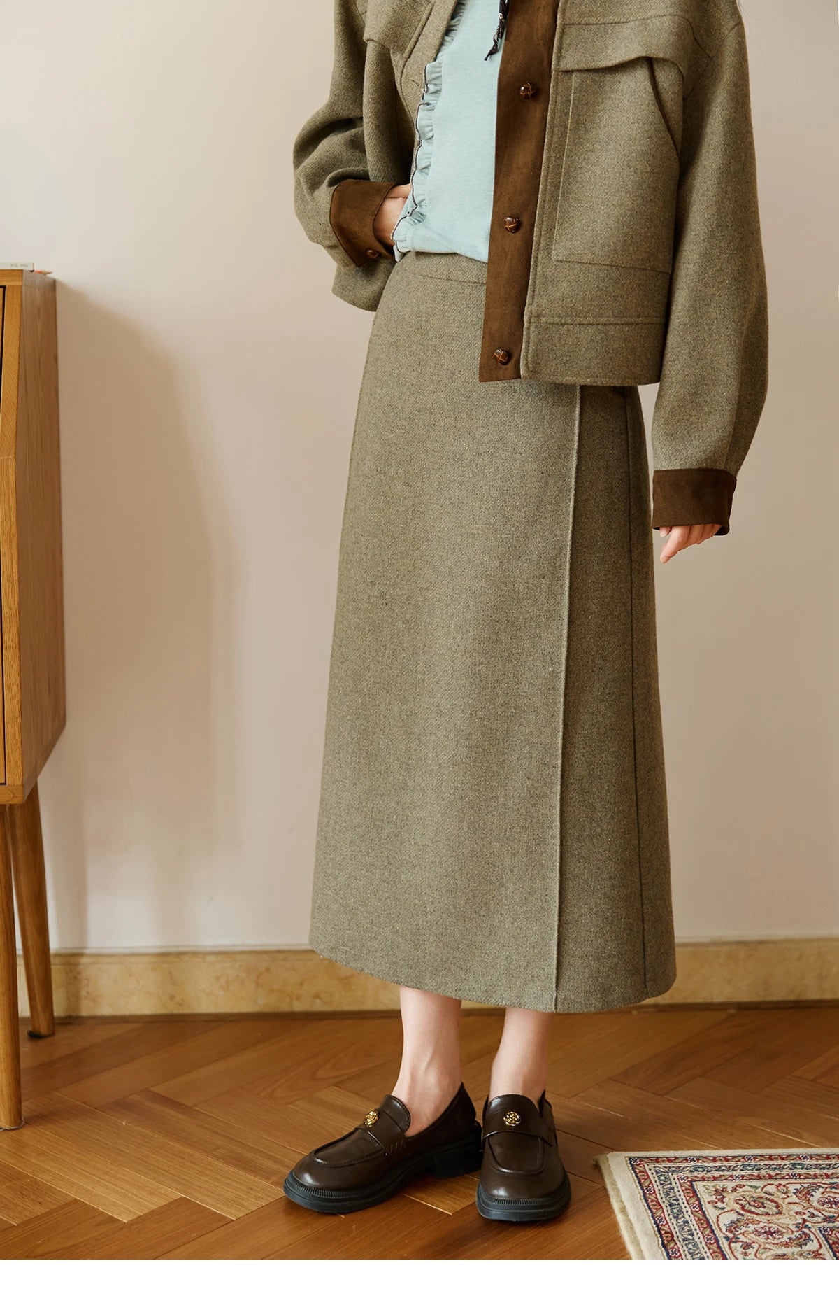 MISHOW Women's Wool A-line Skirt 2025 Autumn Winter Retro Suede Woolen Rear Hem Slit Skirt Versatile Waist Skirts MXE46B2426