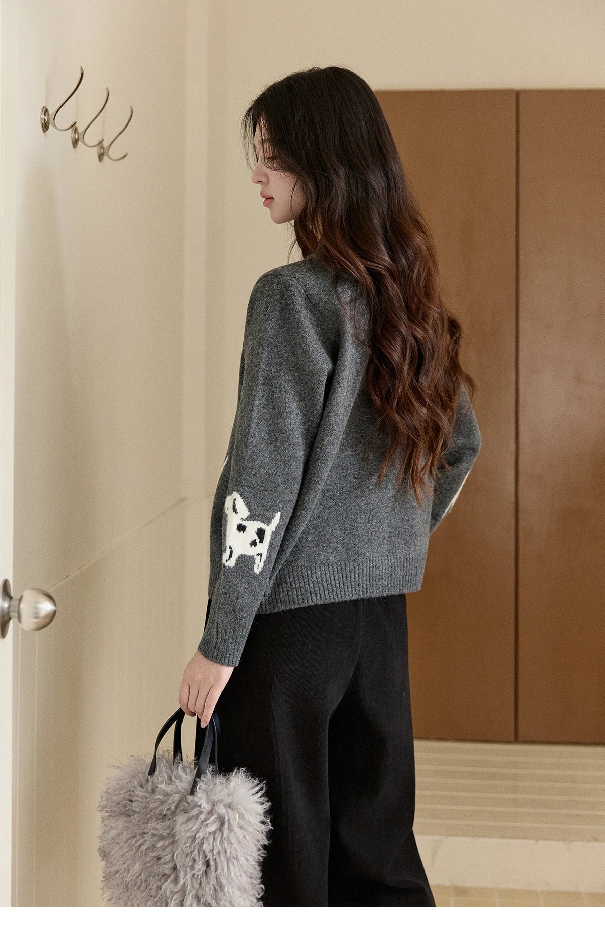 MISHOW Women's Puppy Jacquard Knit Cardigan 2025 Winter Single-breasted Crew Neck Top Warm Loose Sweaters Office Lady MXE93Z2950