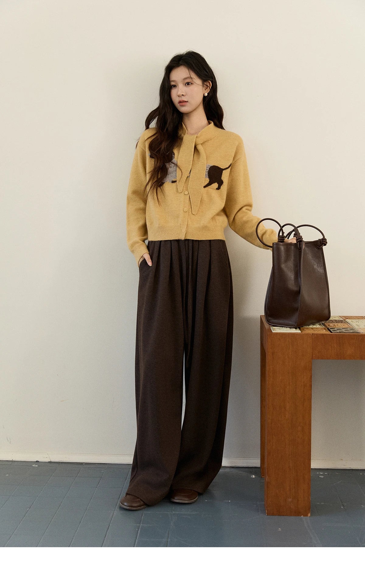 MISHOW Women's Pink Knit Cardigan 2025 Autumn Winter Dachshund Pattern Bow Collar Sweaters Single-breasted Loose Tops MXE94Z2997