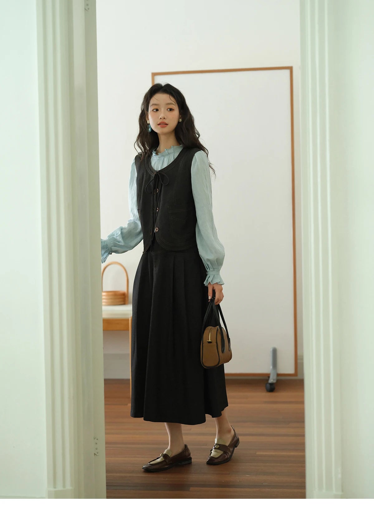 MISHOW High Waist Pleated Umbrella Denim Skirt 2025 Autumn A-LINE Deep Blue Skirts Female One Button Casual Skirts MXE41B2372