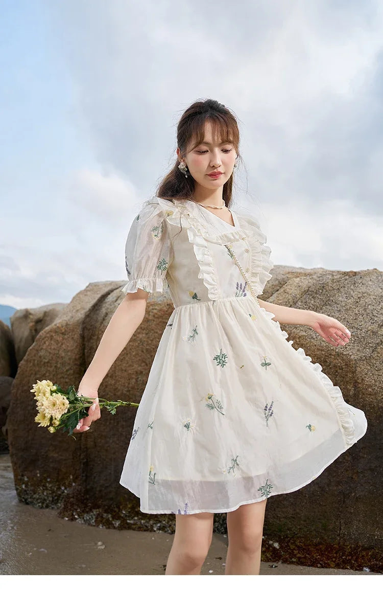 MISHOW Elegant Fairycore Embroidery Flower Dresses 2025 Summer A-line Flare Sleeve Ruffles Sweet Knee-Length Dresses MXC38L1518