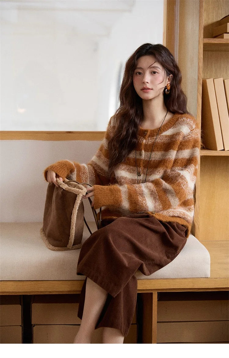 MISHOW Women's Cardigan Wool 2025 Winter Retro Striped Round Neck Long Sleeved Knitted Top Warm Comfortable Cardigan MXE87Z2723