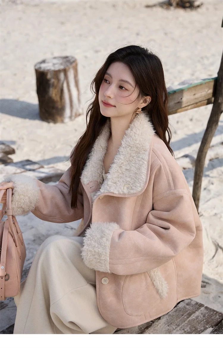 MISHOW Women's Double Sided Wearing Jacket 2025 Winter Lamb Wool Lapel Coat Warm Windproof Commuter Coat with Pockets MXE91W1015