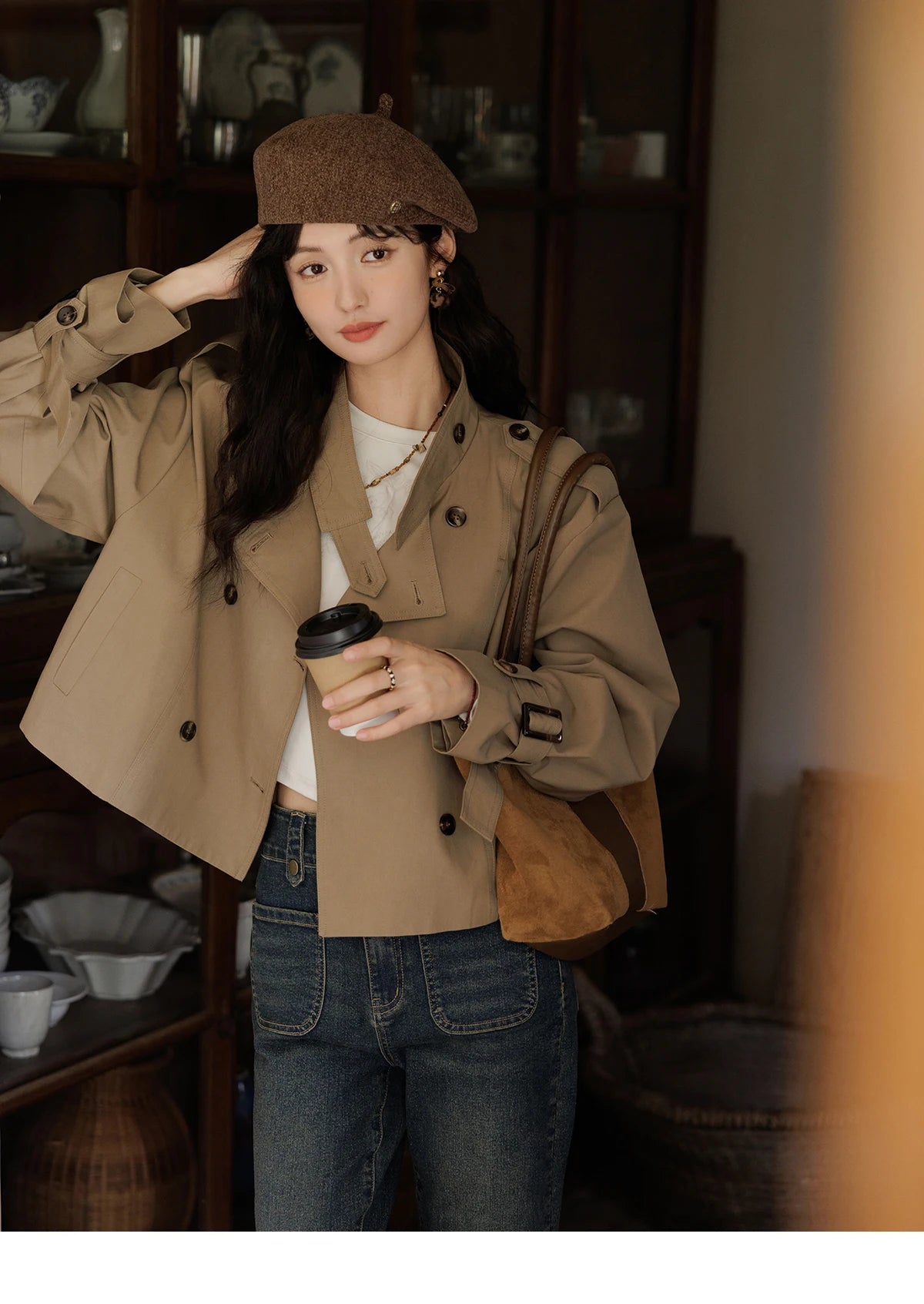 MISHOW Women's Short Fragrant Windbreaker Jacket 2024 Autumn Korean Stand Collar Double Row Placke Trench Streetwear MXD42W0386