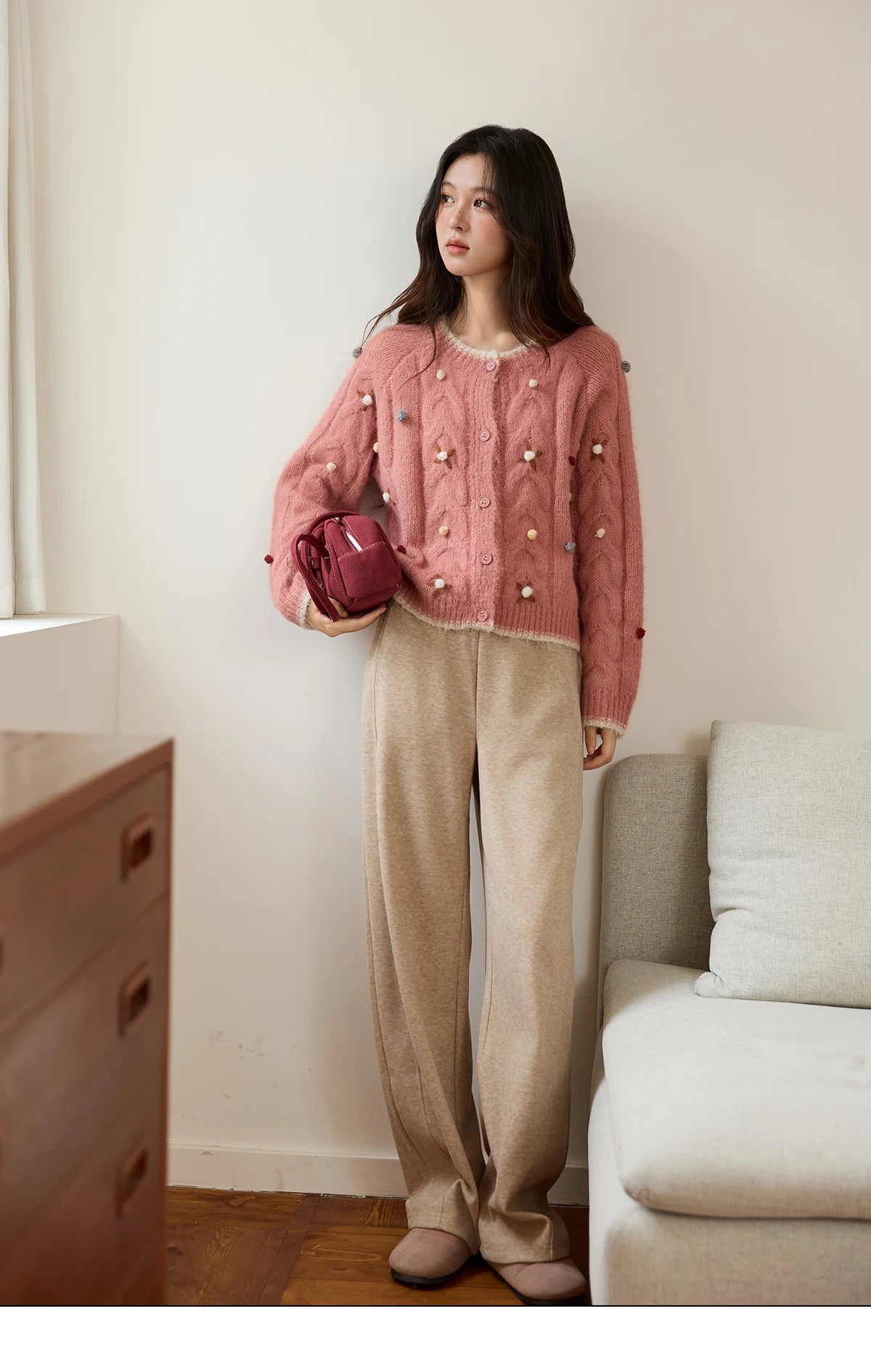 MISHOW Hand-crocheted Knitted Cardigan for Women 2025 Autumn Luxury Long Sleeves Wool Blended Loose Casual Tops MXE48Z2575